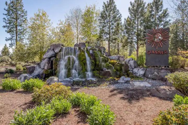 Mt. Bachelor & Sun River Get Away Bend Exterior photo